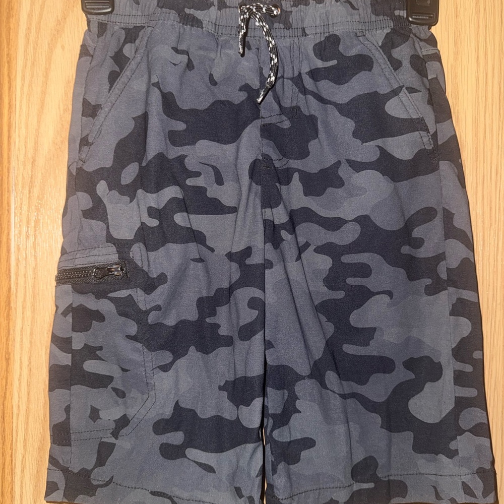 Weatherproof Vintage Black and Grey Camo Shorts
